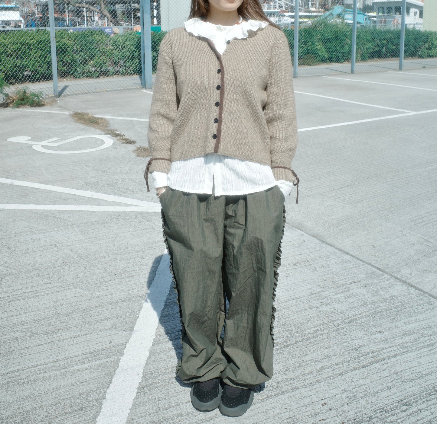 #KR 00002PT2026 花花邊長褲